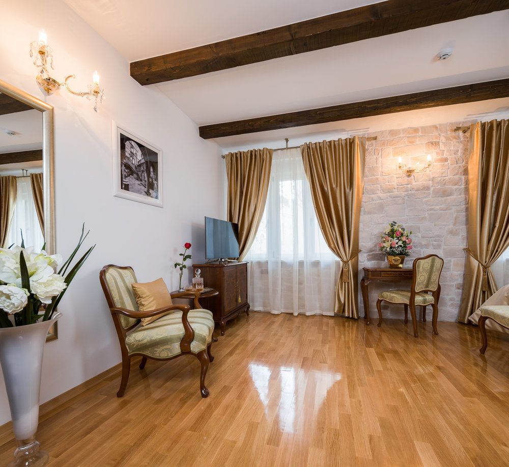 Priska Heritage Rooms (Adults Only) Σπλιτ Εξωτερικό φωτογραφία
