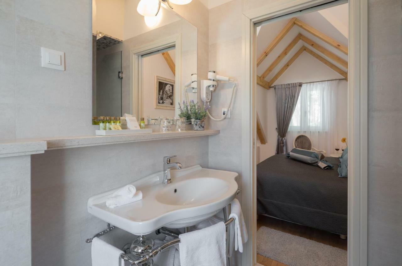 Priska Heritage Rooms (Adults Only) Σπλιτ Εξωτερικό φωτογραφία